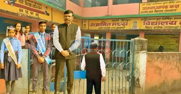 बिहारशरीफ प्रखंड के इस स्कूल की व्यवस्था देख ACS सिद्धार्थ हुए दंग 1 ACS Siddharth was stunned to see the arrangements of this school in Biharsharif block