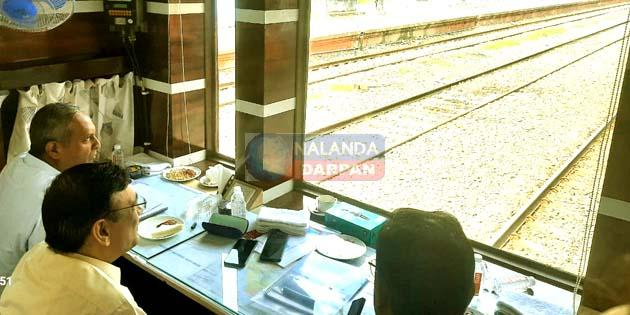 DRM ने दानापुर-राजगीर रेलखंड पर किया विंडो ट्रेलिंग 1 DRM did window trailing on Danapur-Rajgir railway section