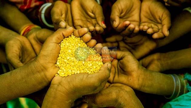 PDS डीलरों की हड़ताल से गड़बड़ाई व्यवस्था, उपभोक्ताओं में उभरी भूखमरी 1 The strike by PDS dealers disrupted the system, and consumers faced starvation