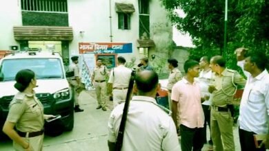 Arms smuggler arrested along with father, wife, sister, 717 cartridges recovered