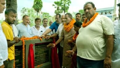 Islampur Municipal Council MLA laid the foundation of road and drain worth 92 lakhs