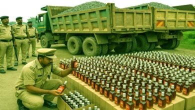 नालंदा पुलिस की बड़ी कार्रवाई: 2 हाईवा शराब समेत 2 अंतर्राज्यीय तस्कर गिरफ्तार 1 Major action by Nalanda Police: 2 inter-state smugglers arrested along with 2 Hiva liquor