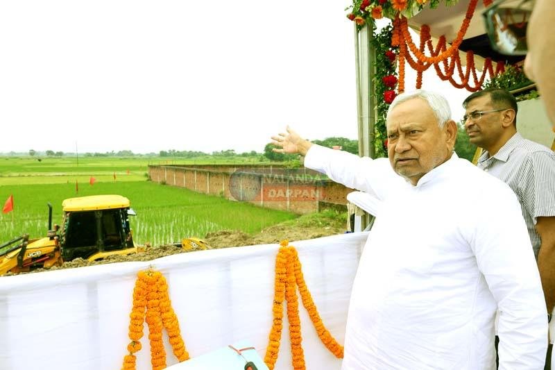 Chief Minister laid the foundation stone for Salepur-Rajgir four-lane construction work