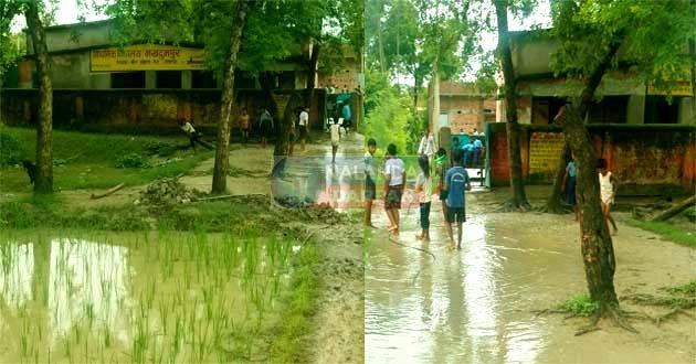 Here 4 teachers from one house are teaching 2 classes each on one blackboard