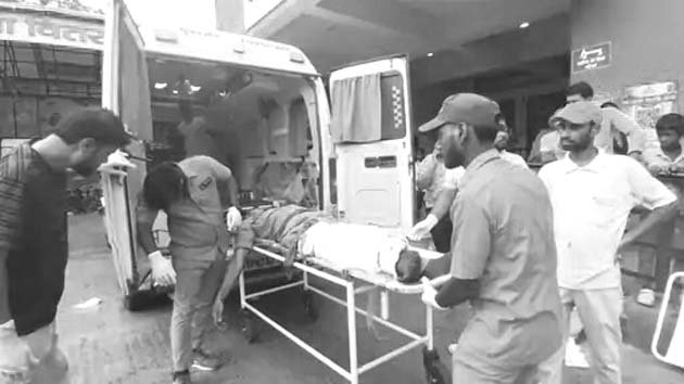 पटना जा रहे नवादा के दारोगा की चंडी बिहटा-सरमेरा फोर लेन पर दर्दनाक मौत 1 Nawada's sub-inspector going to Patna died a painful death on Chandi Bihta-Sarmera two-lane