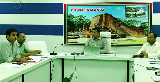 उर्वरक की जमाखोरी-कालाबाजारी करने वालों पर होगी सख्त कार्रवाई 1 Strict action will be taken against those who hoard and black market fertilizers