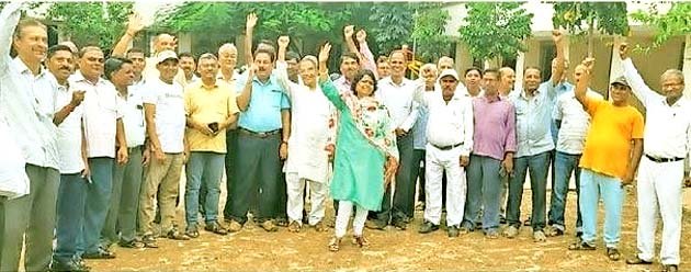 Teachers declare struggle over irregularities in promotion process