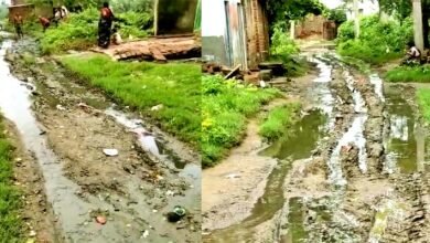 इस्लामपुर के इस गांव की सड़क बनीं ग्रामीणों की मुसीबत 5 The road of this village of Islampur became a problem for the villagers