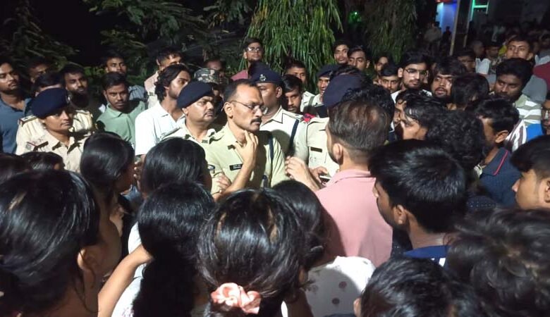 A student died after falling from the roof of Chandi Engineering College and students protested throughout the night 3