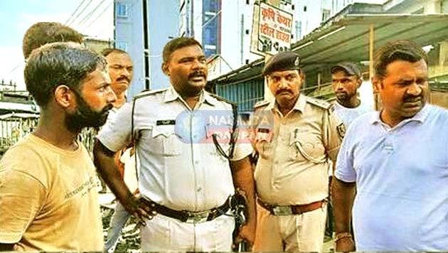 निजी क्लिनिक में प्रसूता की मौत को लेकर परिजनों ने किया NH-20 जाम !