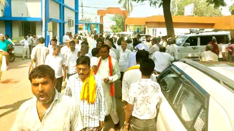 Amid protests by JDU workers Harnaut ke Hari files nomination papers 2