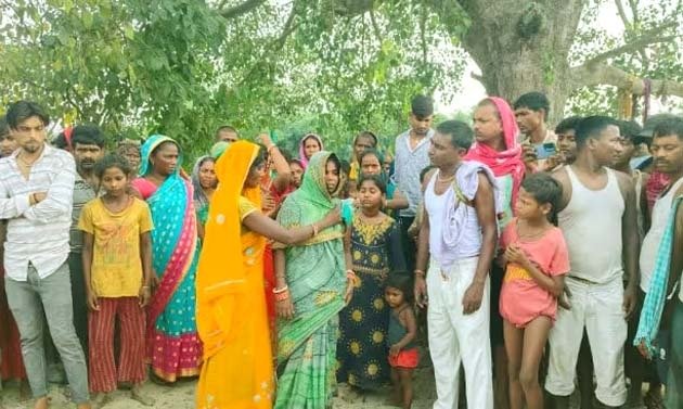 Ekangarasrai Younger brother commits suicide by hanging himself due to property dispute