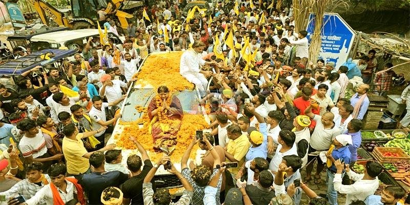 नालंदा में जन सुराज के PK का धमाकेदार रोड शो, मोदी-नीतीश पर कसे तीखे तंज नालंदा में जन सुराज के PK का धमाकेदार रोड शो, मोदी-नीतीश पर कसे तीखे तंज