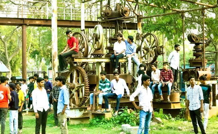 Kanhaiyaganj Jhula Cluster CM dream project has been languishing for 11 years