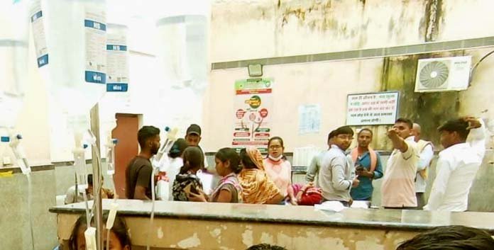 Six students including a teacher were injured when the roof of a dilapidated school collapsed two are in critical condition 3