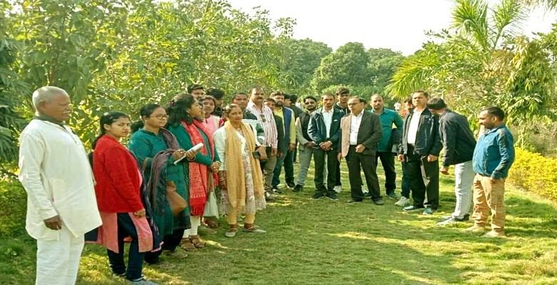 स्वास्थ्य ज्ञान और पर्यावरण संतुलन का पर्याय है इसलामपुर हर्बल गार्डन 1 Islampur Herbal Garden is synonymous with health knowledge and environmental balance 3