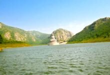 मनोरम प्रकृति और बुद्ध की शांति का अनूठा संगम है राजगीर घोड़ाकटोरा झील 14 Rajgir Ghodakatora Lake is a unique blend of breathtaking natural beauty and the serenity of Buddha