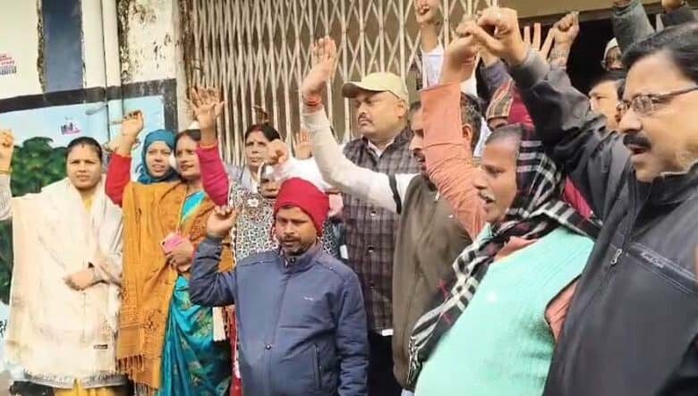 Ward councilors staged a protest against the arbitrary actions of the executive officer 1