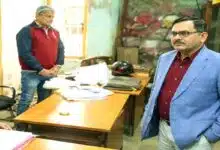 CS के औचक निरीक्षण से हड़कंप, गायब 18 डॉक्टर-कर्मियों का वेतन बंद 2 CS surprise inspection causes panic salaries of 18 absent doctors and staff suspended