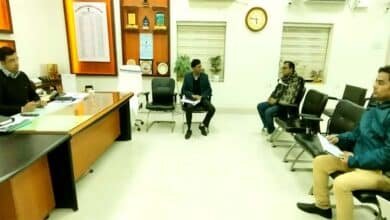 Strict action against negligence at work Salaries of 4 agriculture and 4 revenue department employees suspended