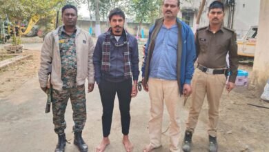 बेन के इस गांव में धागा फैक्ट्री की जमीन के लिए हुई हिंसक संघर्ष, तीन आरोपी गिरफ्तार 9 बेन में धागा फैक्ट्री और वर्चस्व की जंग में गोलियां चलीं