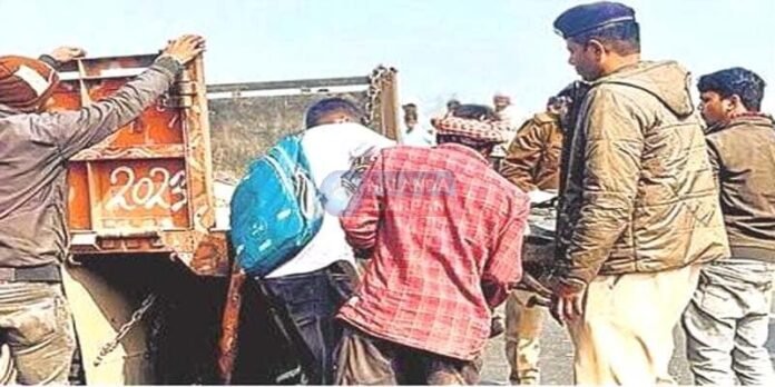 करौटा-राजगीर मुख्य मार्ग पर नगरनौसा के बाइक सवार युवक की दर्दनाक मौत fatal-road-accident-shalepur-mor-chandi-nalanda