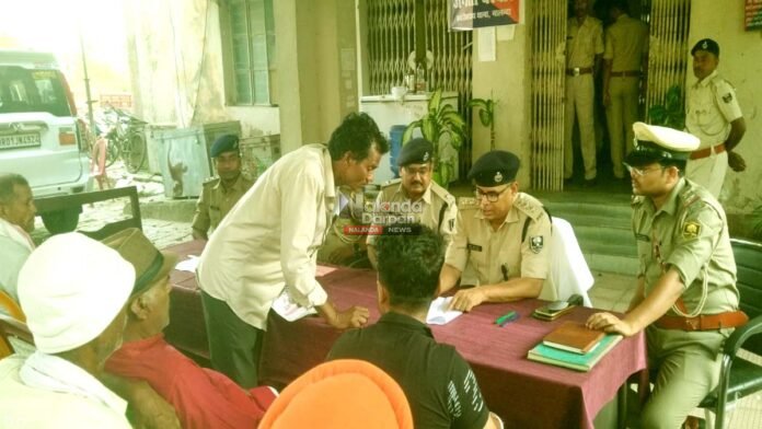 SP fails to reach, Rajgir DSP Sunil Kumar Singh holds Janata Darbar at Katrisarai Police Station